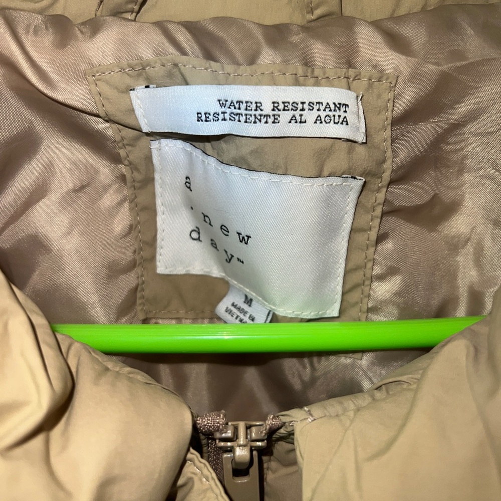 Puffer Jacket - Picture 2 of 3